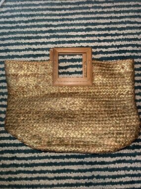 Antik Kraft NWOT Woven Jute Straw Tote with Square Wood Handles Gold India